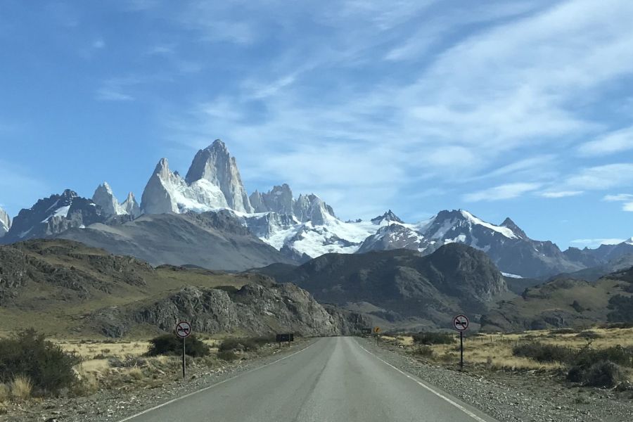 <span>Day 10</span>Travel by bus from El Chaltén to El Calafate.