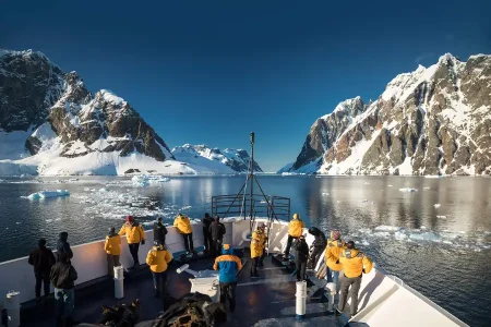 Antarctic Express - Überquerung des Polarkreises