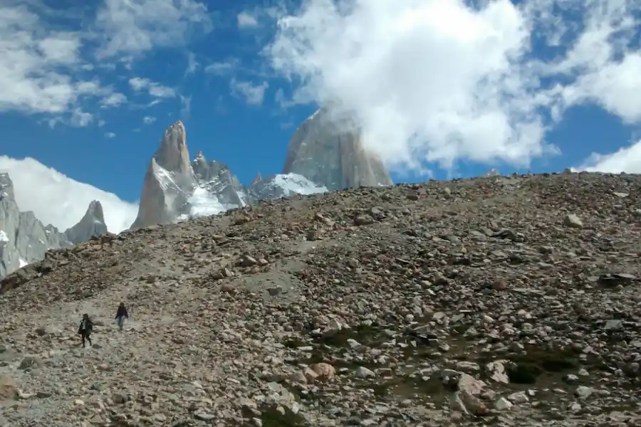 <span>Tag 11<p>El Chaltén: Wanderung zum Cerro Torre Tal (halber Tag)</p></span>